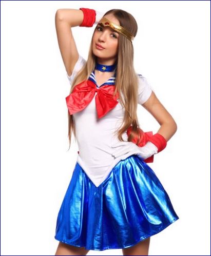 Cosplay Sailor Moon Kostüm gefunden bei Amazon
