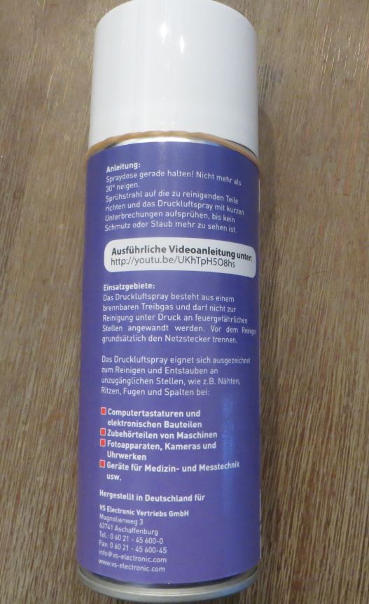 Rückseite der Druckluftspray Dose mit Gebraichsanleitung