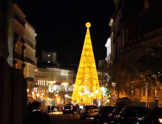Weihnachtsbeleuchtung in der spanischen Hauptstadt Madrid